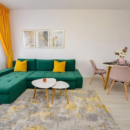 - Private Parking Apartment *