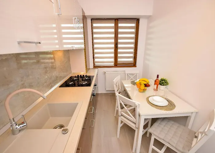 Apartment - Private Parking Bucharest