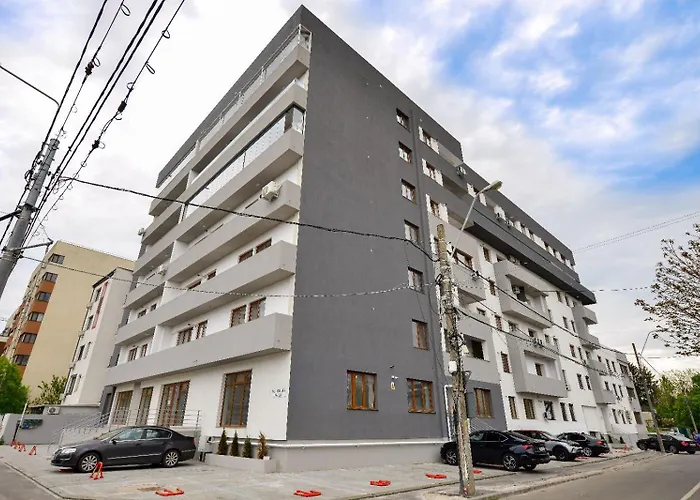 - Private Parking Apartment *