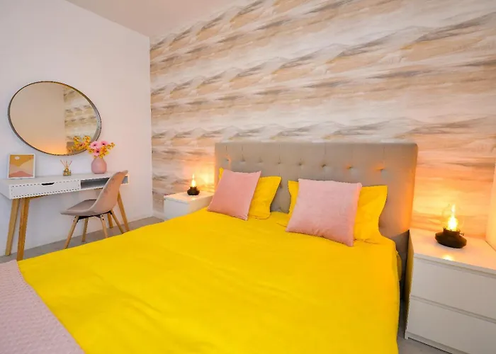 Apartment - Private Parking Bucharest