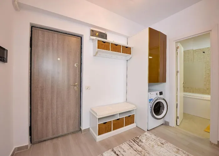 - Private Parking Apartment *